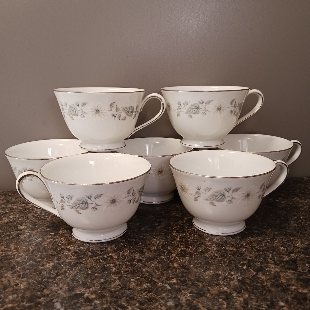 Noritake China Wellesley Floral With Platinum Trim 6214 lot of 7 teacups. GUC.